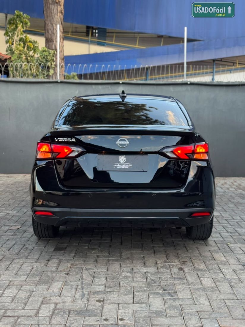 Nissan Versa Exclusive 1.6 Automático Flex 2023/2024 — foto 10 de 19