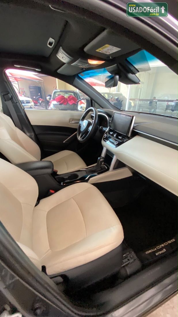 Toyota Corolla Cross XRX 1.8 16V Automático Híbrido 2023/2024 — foto 4 de 11