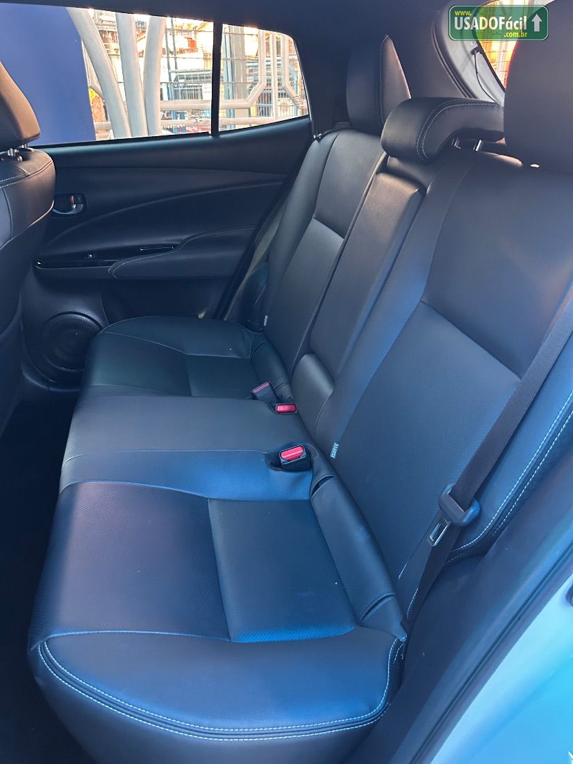 Toyota Yaris Hatch XLS 1.5 Automático Flex 2022/2023 — foto 12 de 13