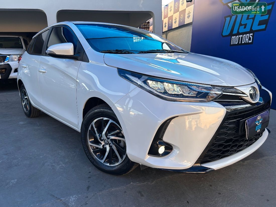 Toyota Yaris Hatch XLS 1.5 Automático Flex 2022/2023 — foto 2 de 13