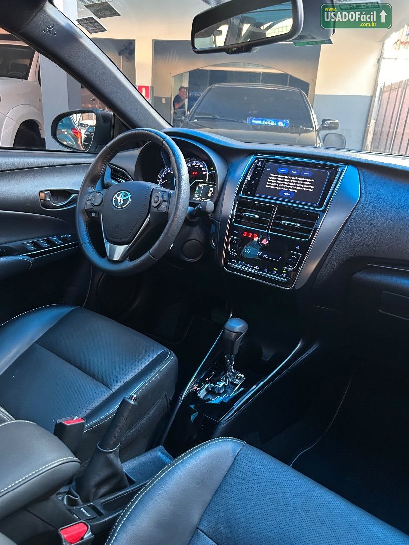 Toyota Yaris Hatch XLS 1.5 Automático Flex 2022/2023 — foto 7 de 13