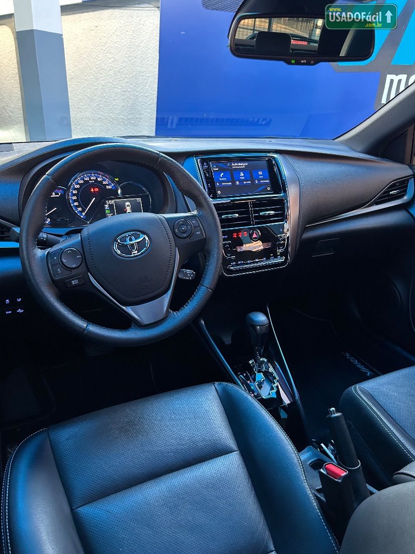 Toyota Yaris Hatch XLS 1.5 Automático Flex 2022/2023 — foto 8 de 13