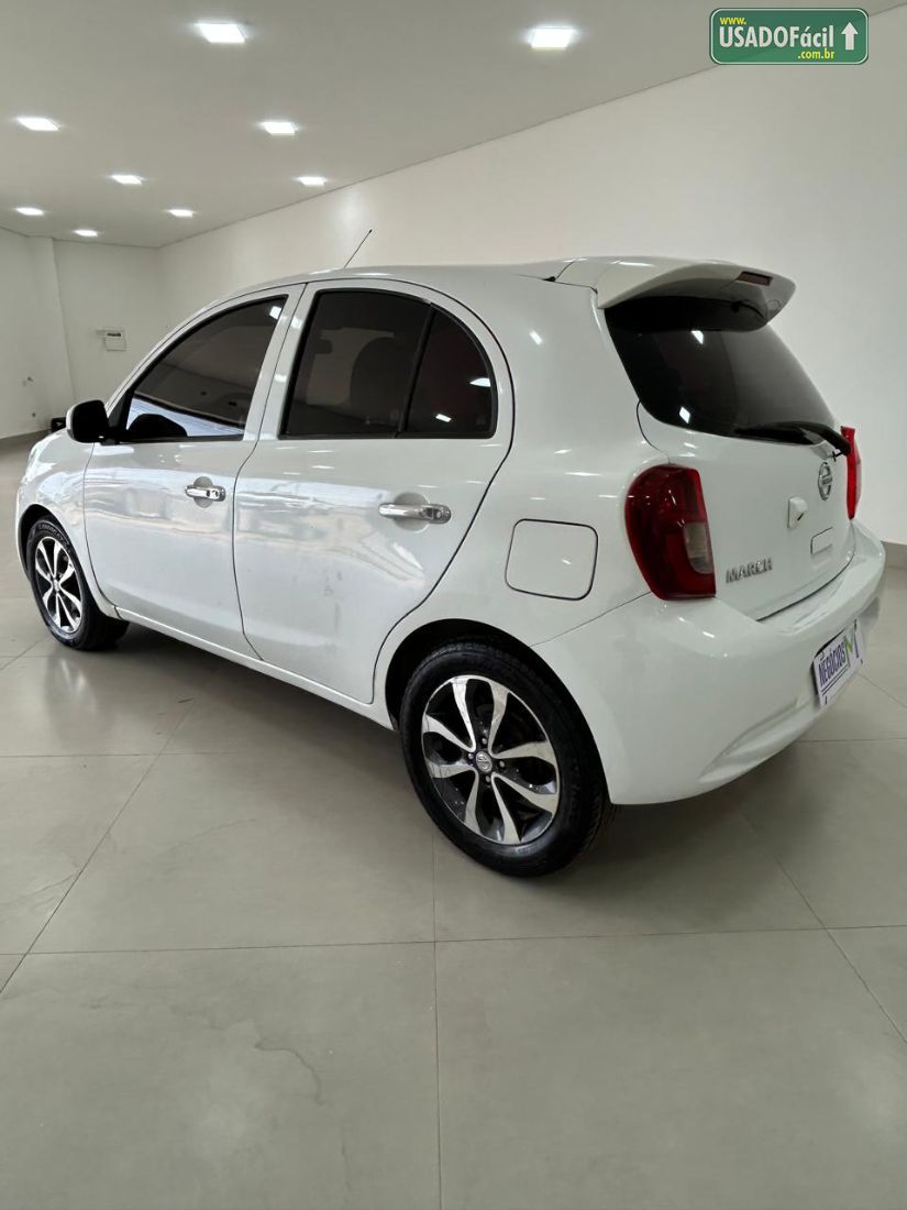 Nissan March S 1.0 5P Flex 2015/2016 — foto 4 de 9