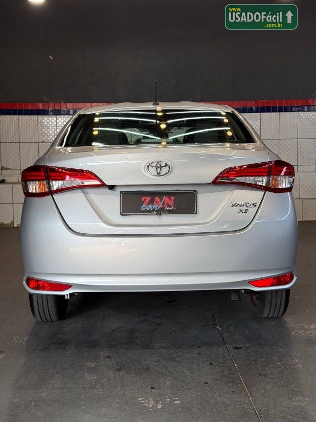 Toyota Yaris Sedan XS 1.5 Automático Flex 2022/2023 — foto 13 de 15