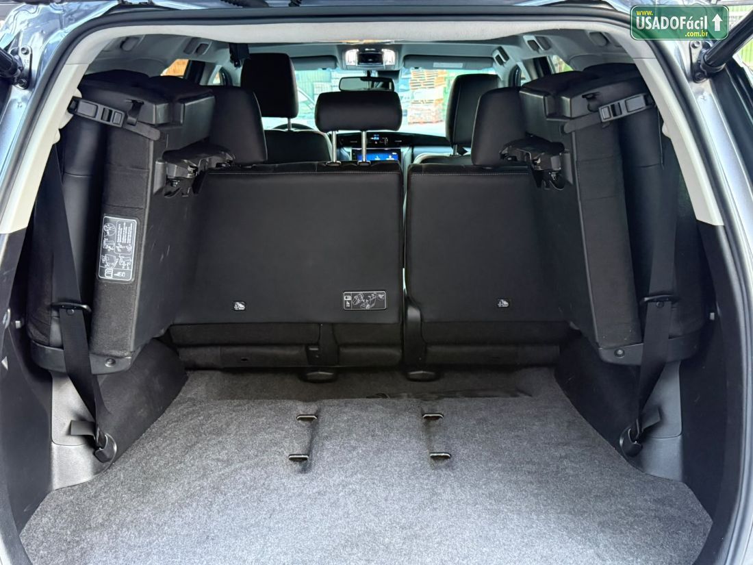 Toyota Hilux SW4 SRX 2.8 4x4 TDI Automático Diesel 2023/2024 — foto 14 de 30
