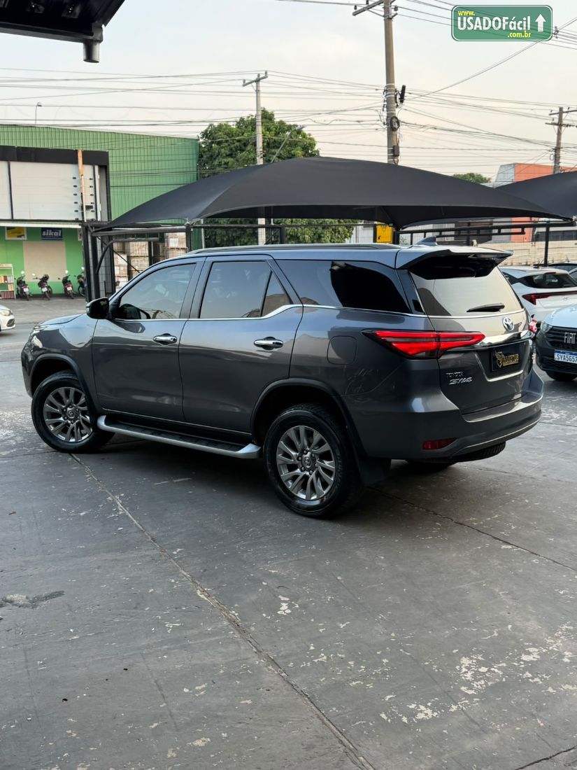 Toyota Hilux SW4 SRX 2.8 4x4 TDI Automático Diesel 2023/2024 — foto 3 de 30