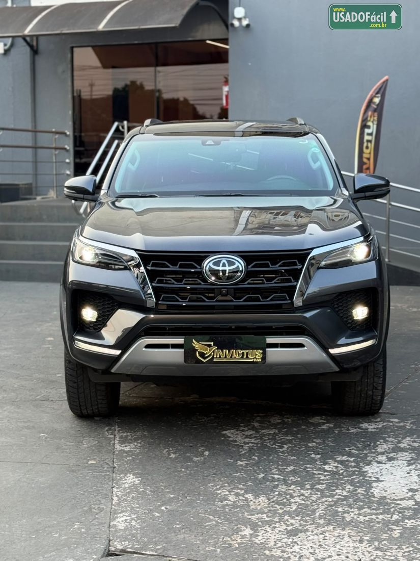 Toyota Hilux SW4 SRX 2.8 4x4 TDI Automático Diesel 2023/2024 — foto 8 de 30