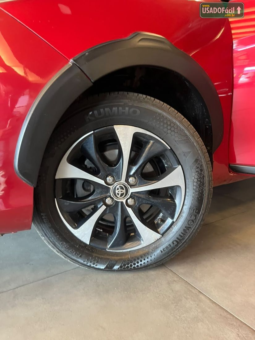 Toyota Yaris Hatch X-Way Connect 1.5 Automático Flex 2021/2022 — foto 5 de 13