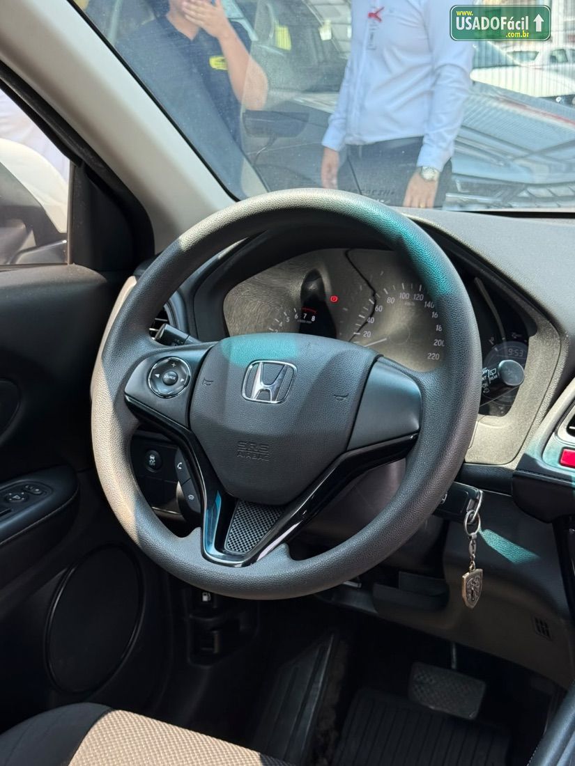 Honda HRV LX 1.8 Automático Flex 2016/2017 — foto 5 de 11