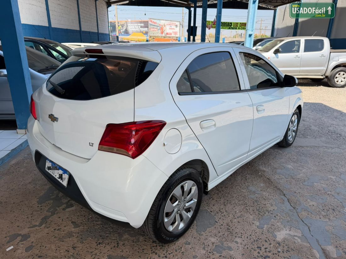 CHEVROLET/GM Onix Hatch LT 1.0 Mecânico Flex 2019/2019 — foto 8 de 10