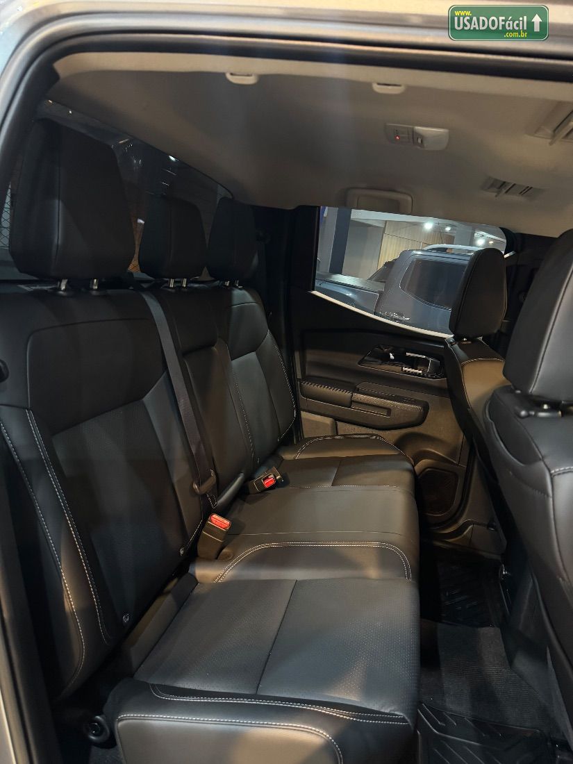 Mitsubishi Triton HPE-S CD 2.4 4x4 Turbo Automático Diesel 2026/2026 — foto 7 de 11