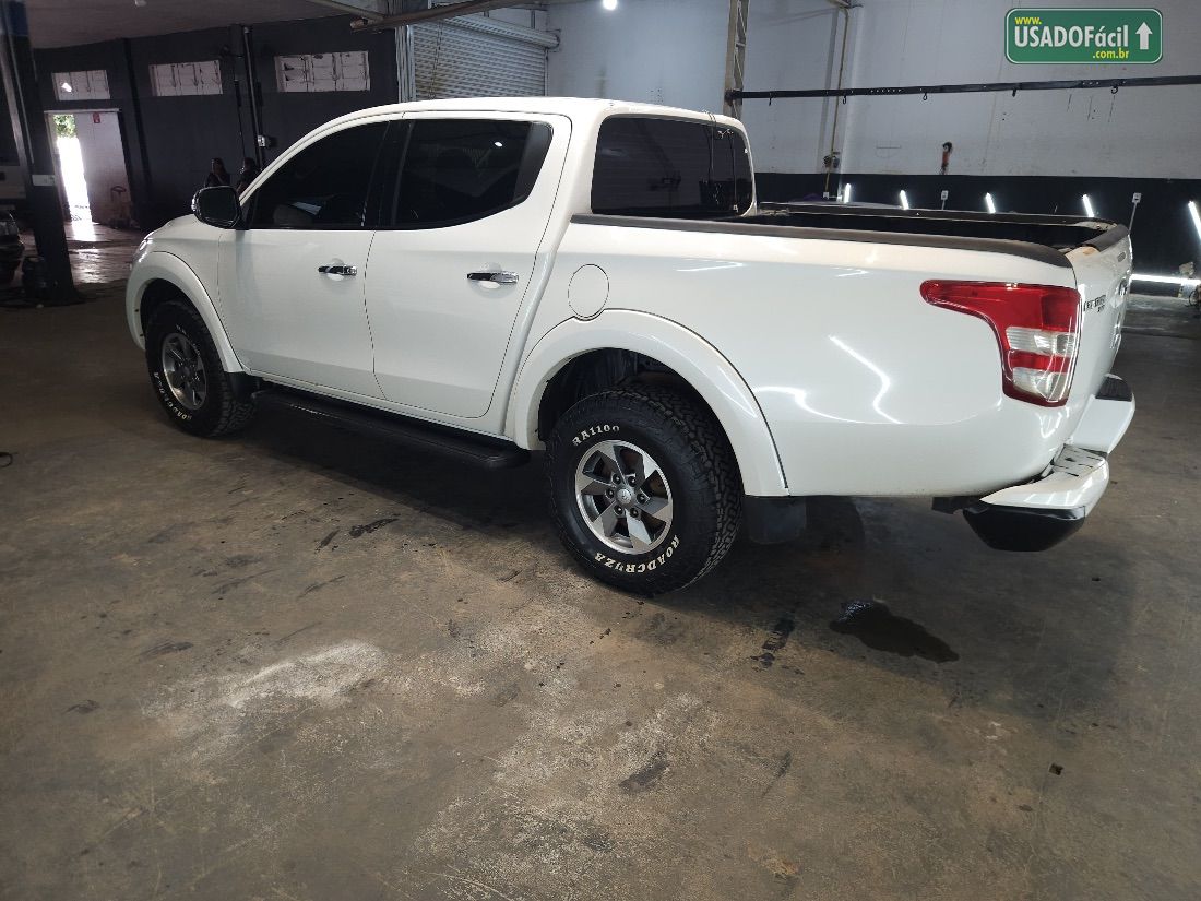 Mitsubishi L200 Triton Sport HPE CD 2.4 4x4 Automático Diesel 2018/2019 — foto 2 de 8