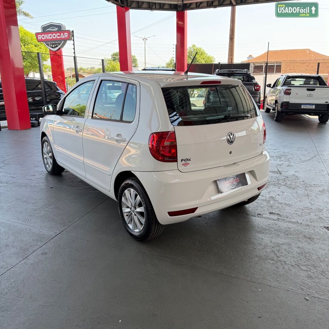 Volkswagen Fox 1.6 Mi 4P Total Flex 2011/2012 — foto 3 de 13