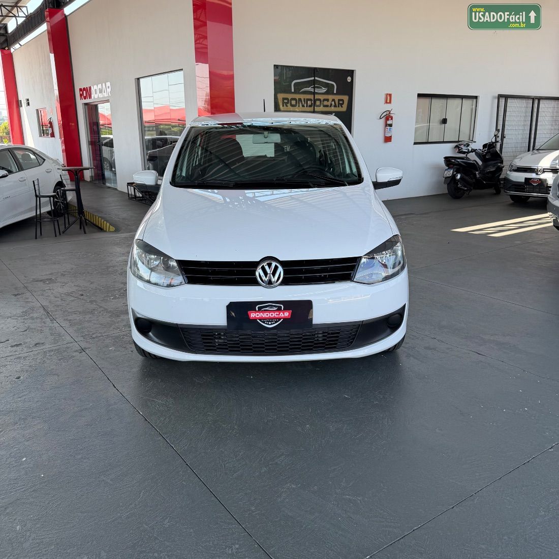 Volkswagen Fox 1.6 Mi 4P Total Flex 2011/2012 — foto 5 de 13