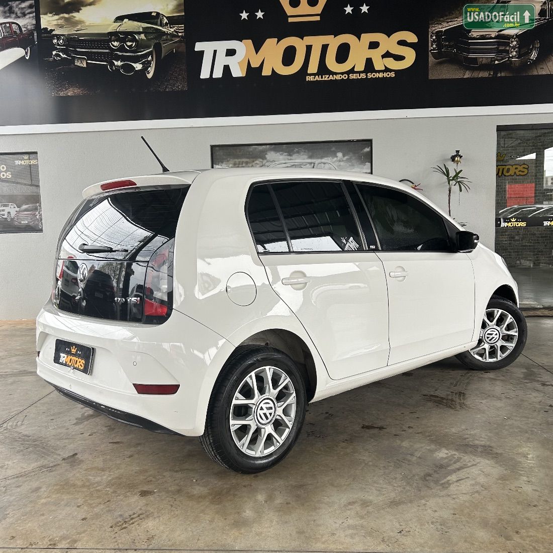 Volkswagen Up! Move 1.0 TSI Total Flex 5P 2017/2018 — foto 4 de 10