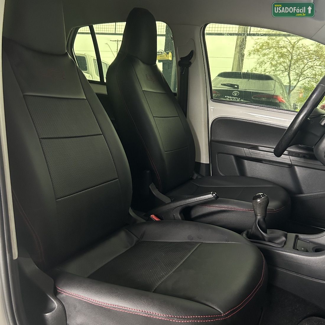 Volkswagen Up! Move 1.0 TSI Total Flex 5P 2017/2018 — foto 8 de 10