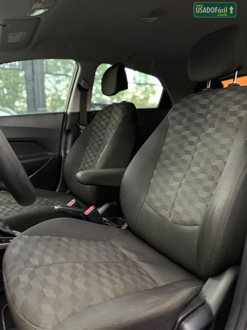 Hyundai HB20 Hatch Comfort Plus 1.6 Automático Flex 2017/2018 — foto 11 de 12