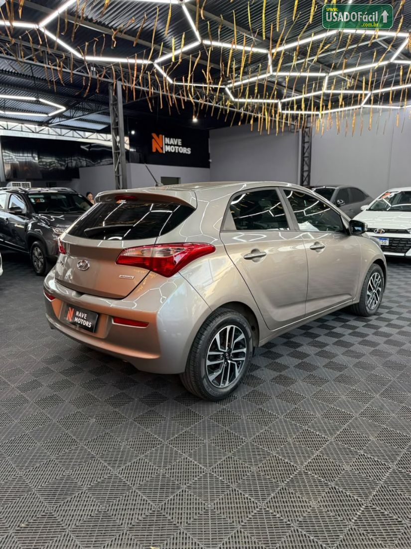 Hyundai HB20 Hatch Comfort Plus 1.6 Automático Flex 2017/2018 — foto 4 de 12