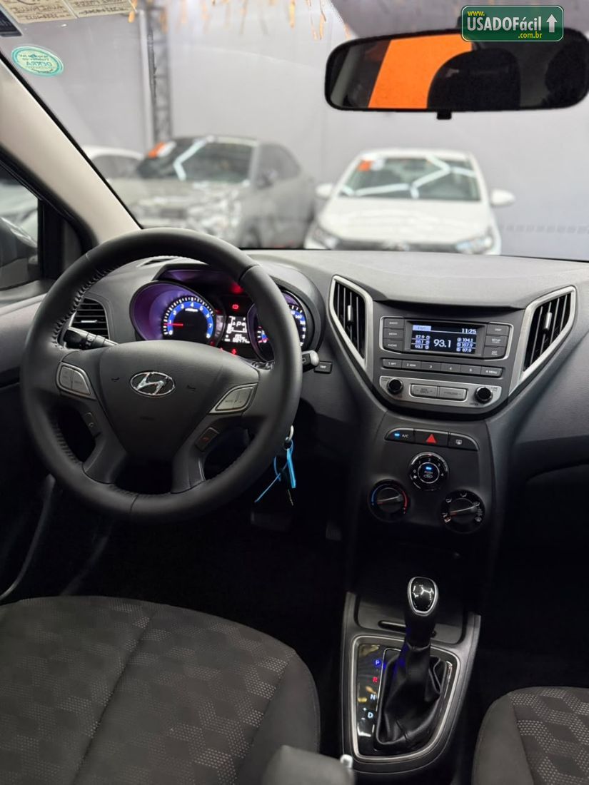 Hyundai HB20 Hatch Comfort Plus 1.6 Automático Flex 2017/2018 — foto 9 de 12