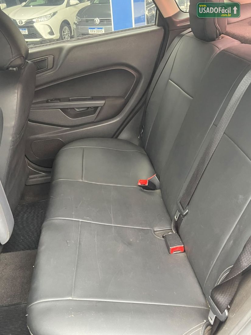 Ford Fiesta Sedan SE 1.6 16V Flex 4P 2012/2013 — foto 8 de 9