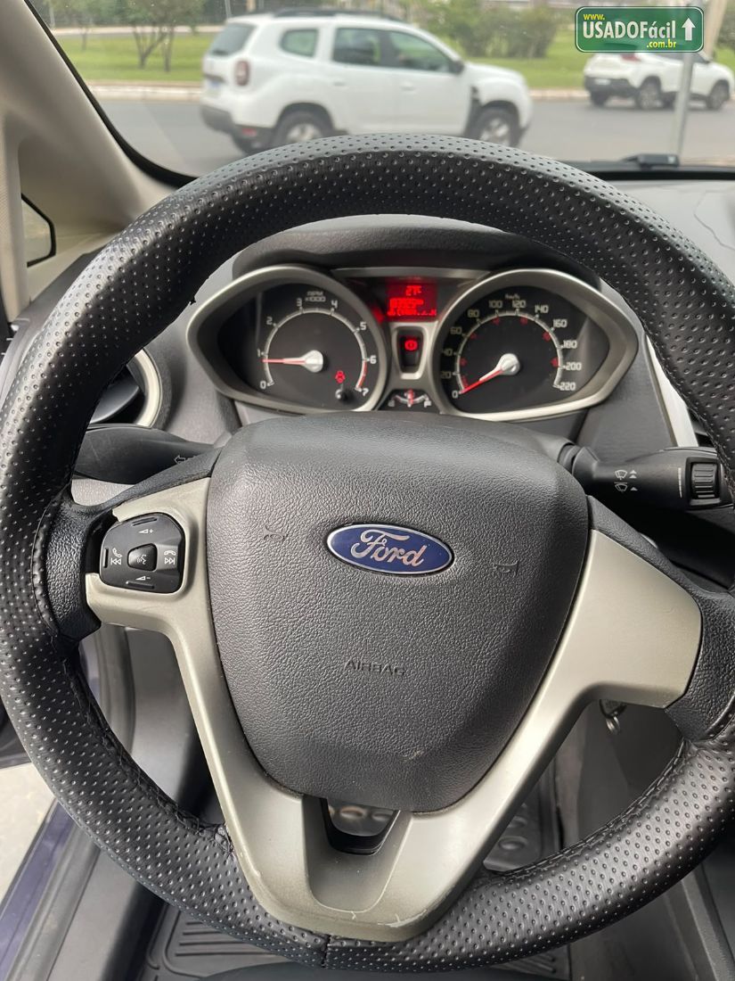 Ford Fiesta Sedan SE 1.6 16V Flex 4P 2012/2013 — foto 9 de 9