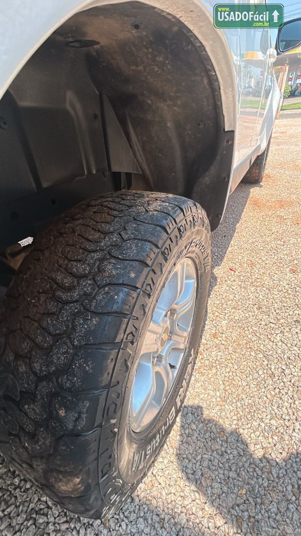 CHEVROLET/GM S10 LS CD 2.8 4x4 TDI Mecânico Diesel 2019/2020 — foto 6 de 10