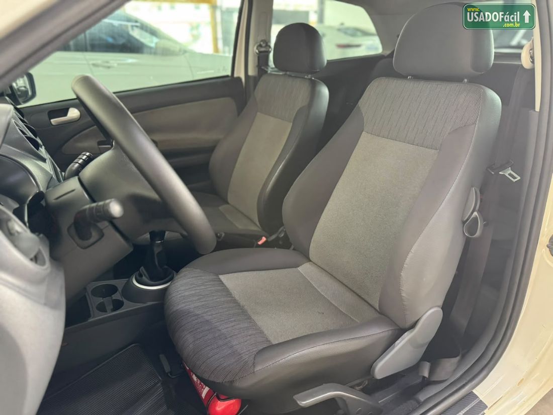 Volkswagen Gol 1.0 Mi 2P Total Flex 2013/2014 — foto 5 de 10