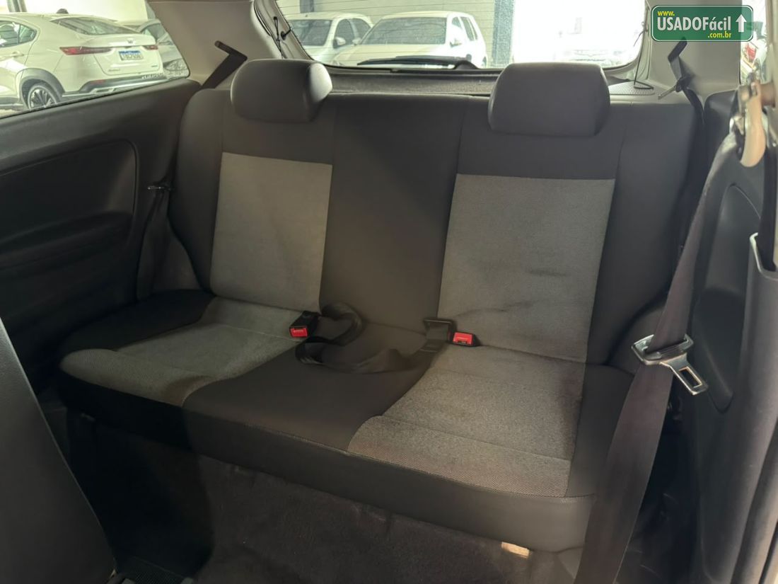 Volkswagen Gol 1.0 Mi 2P Total Flex 2013/2014 — foto 6 de 10