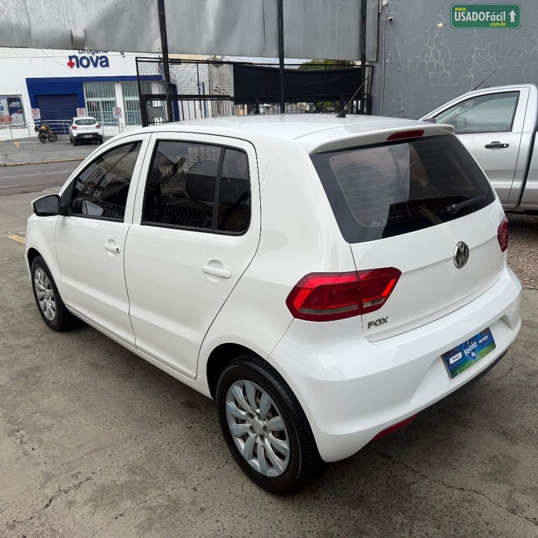 Volkswagen Fox Trendline 1.0 4P Flex 2015/2015 — foto 4 de 9