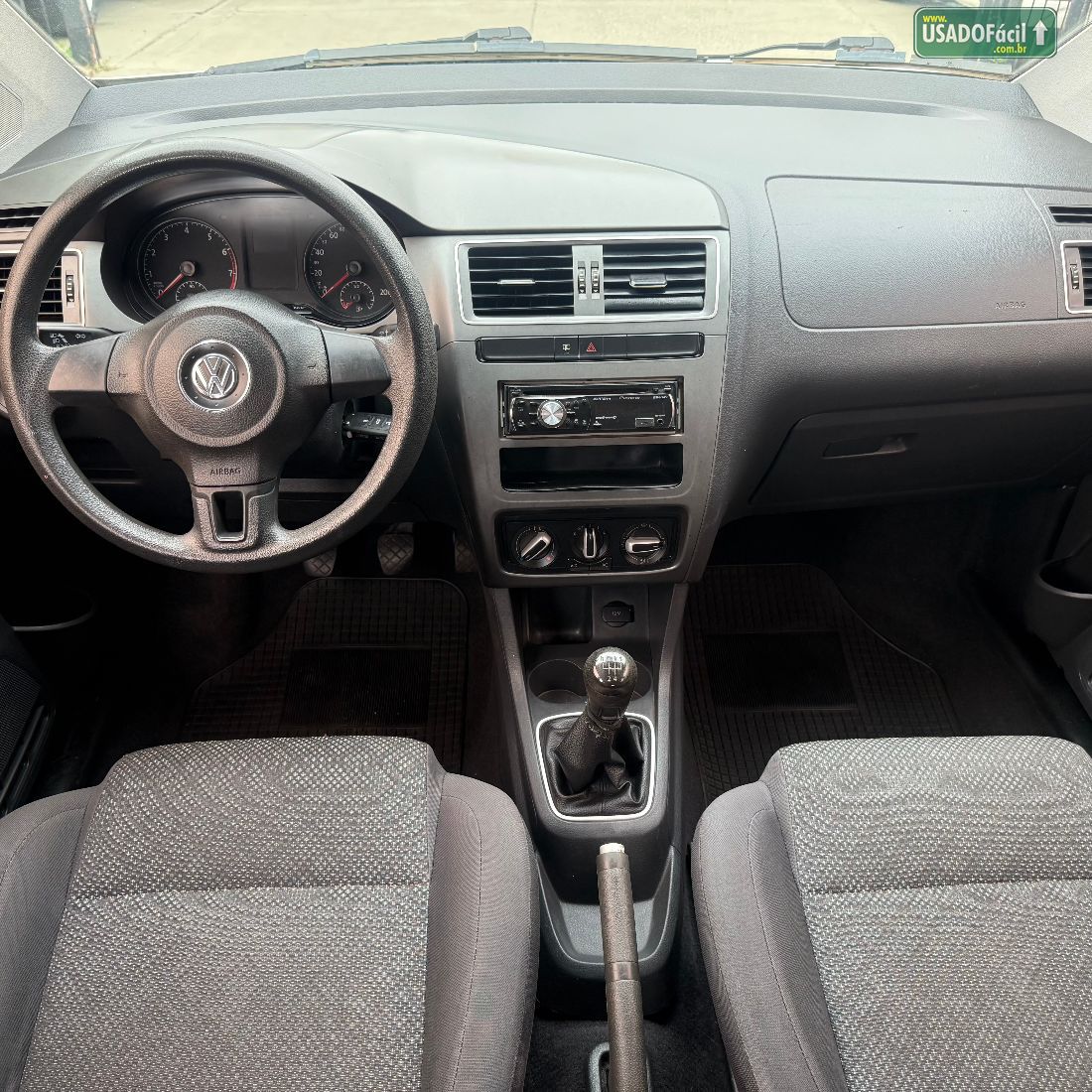 Volkswagen Fox Trendline 1.0 4P Flex 2015/2015 — foto 7 de 9