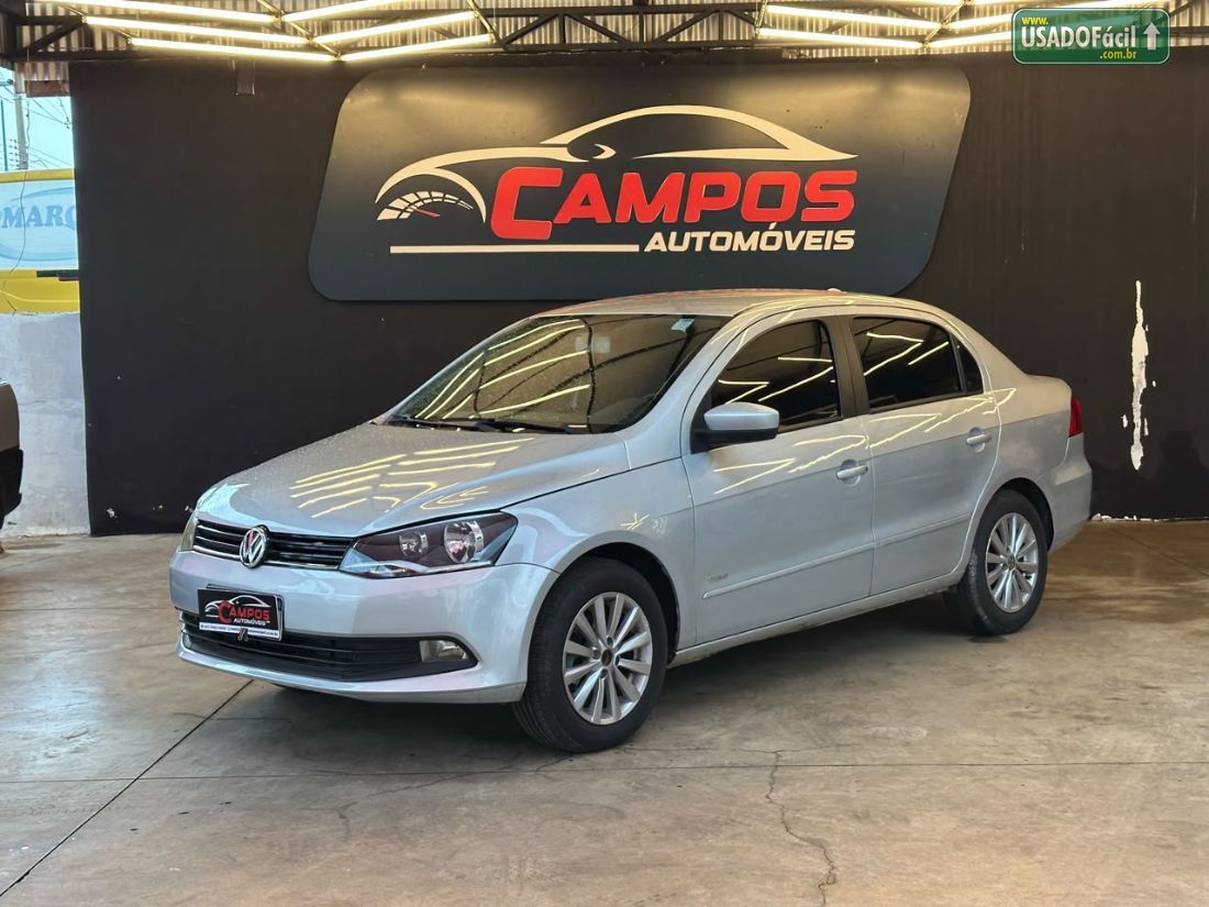 Volkswagen Voyage 1.0 Total Flex 2014/2014 — foto 2 de 12