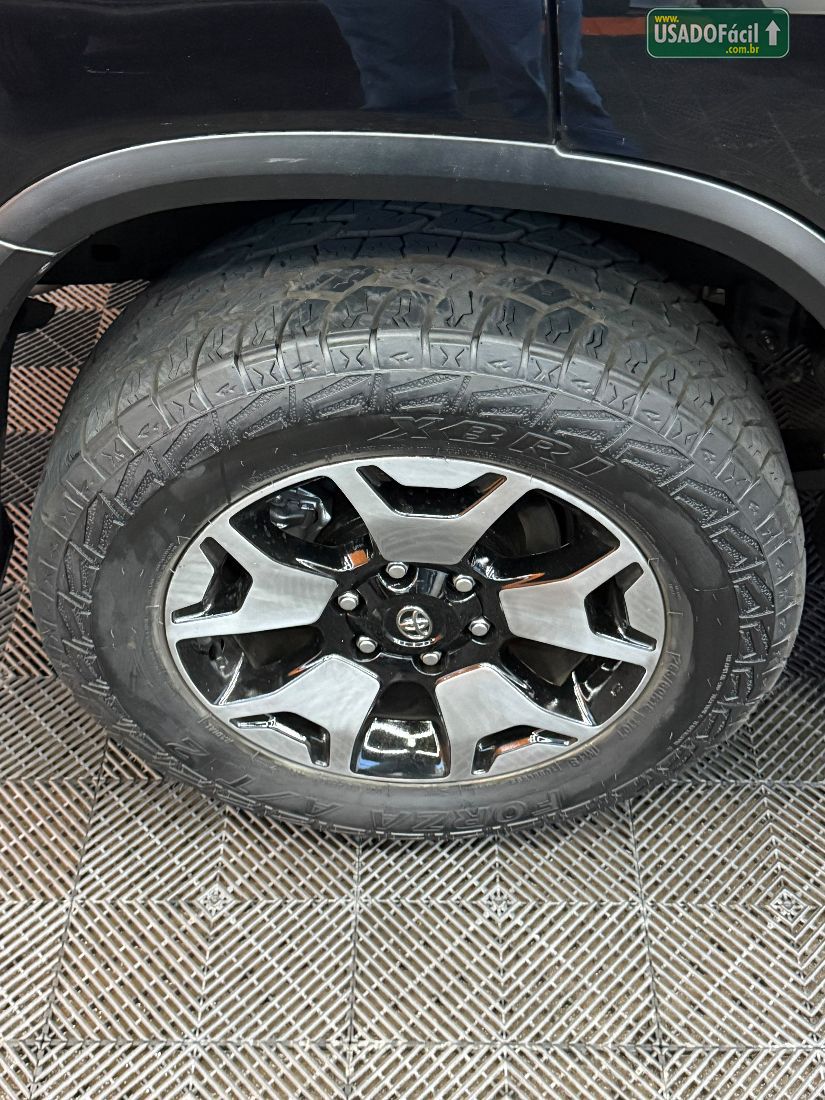 Toyota Hilux SW4 SRX 2.8 4x4 TDI Automático Diesel 2016/2017 — foto 7 de 16