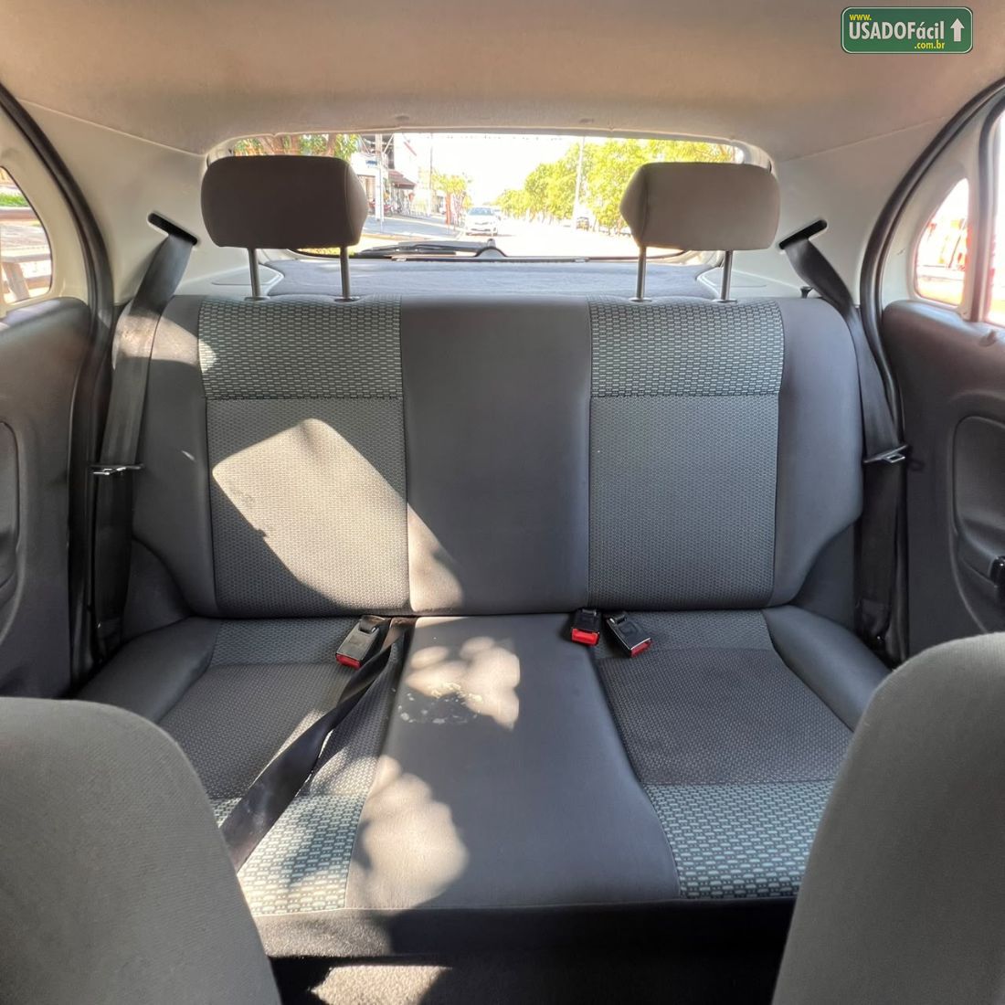 Volkswagen Gol 1.6 Mi 4P Total Flex 2012/2013 — foto 15 de 15