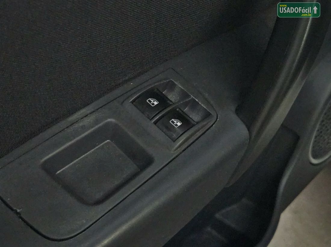 Fiat Grand Siena Attractive 1.4 Evo Fire Flex 2017/2018 — foto 12 de 12