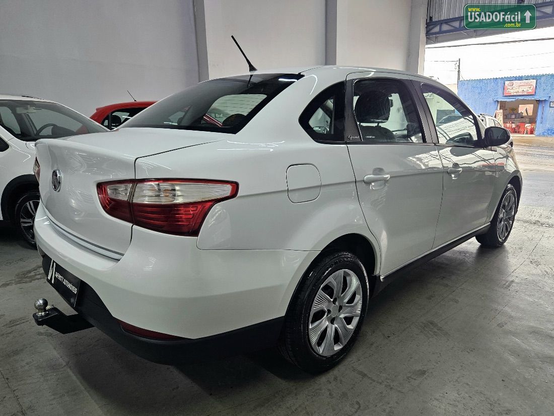 Fiat Grand Siena Attractive 1.4 Evo Fire Flex 2017/2018 — foto 5 de 12
