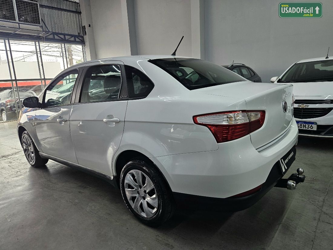 Fiat Grand Siena Attractive 1.4 Evo Fire Flex 2017/2018 — foto 6 de 12