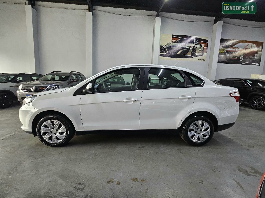 Fiat Grand Siena Attractive 1.4 Evo Fire Flex 2017/2018 — foto 7 de 12