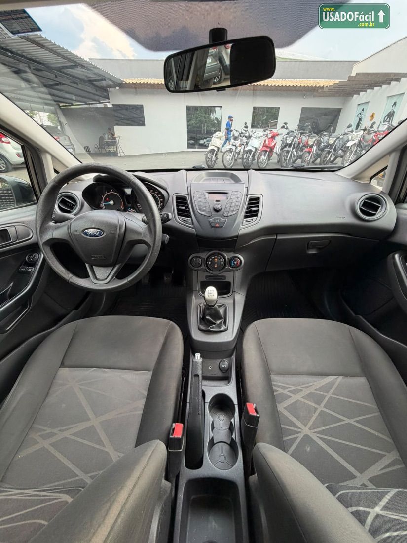 Ford Fiesta Hatch 1.5 Mecânico 5P Flex 2015/2016 — foto 11 de 13