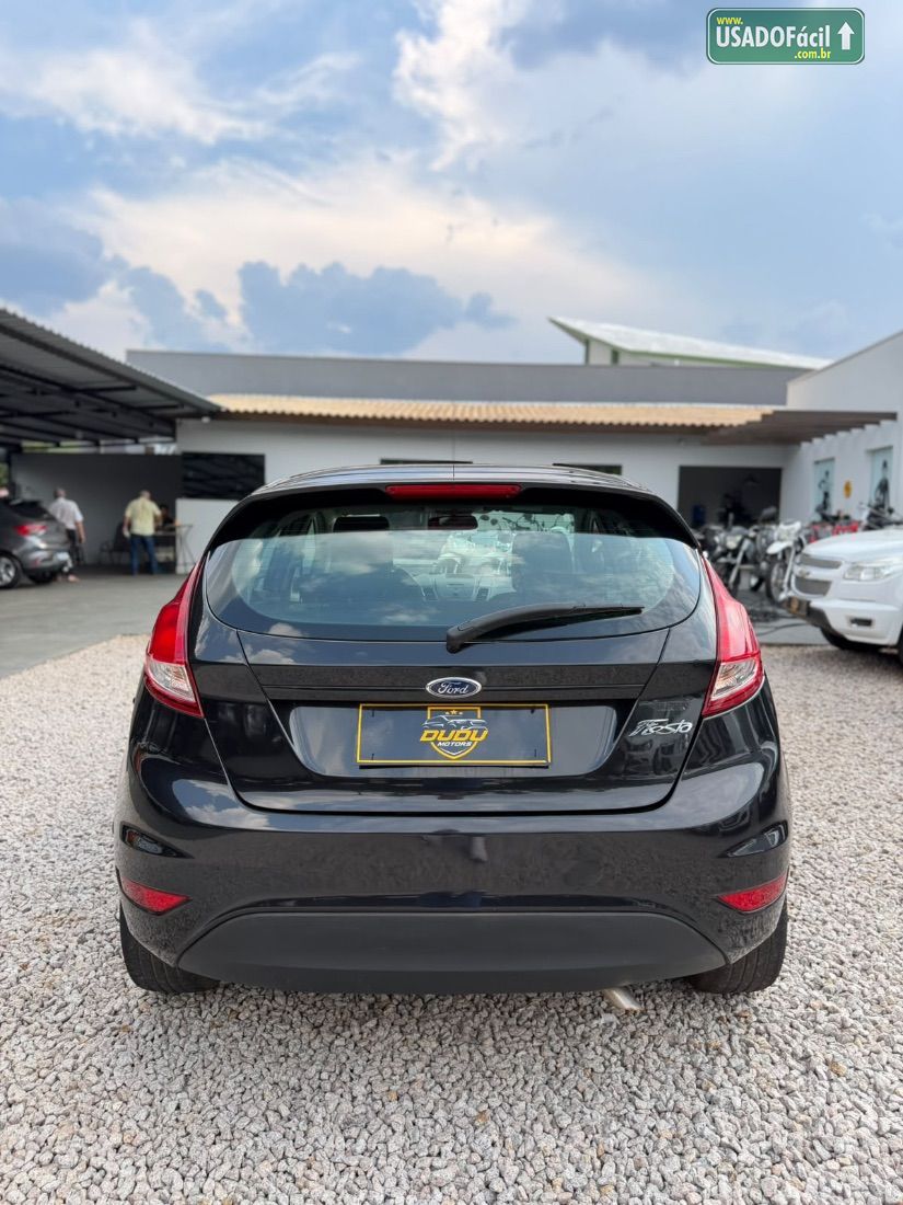 Ford Fiesta Hatch 1.5 Mecânico 5P Flex 2015/2016 — foto 3 de 13