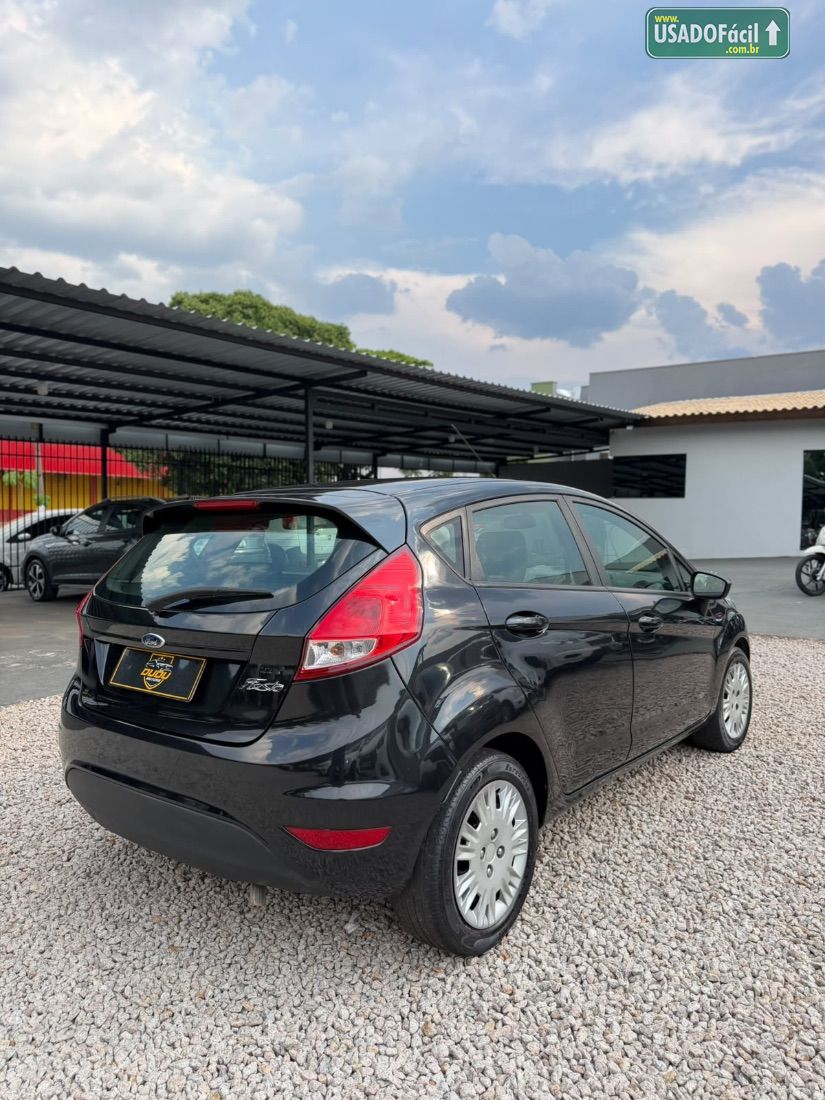 Ford Fiesta Hatch 1.5 Mecânico 5P Flex 2015/2016 — foto 4 de 13
