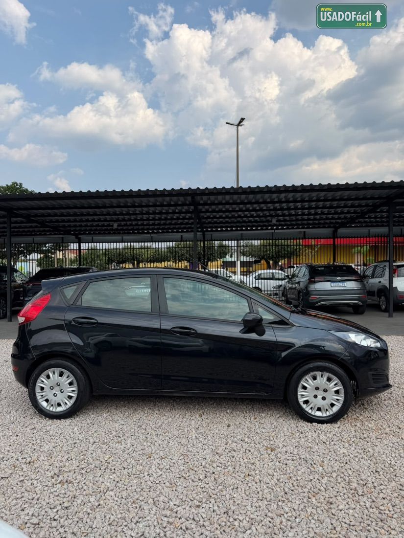 Ford Fiesta Hatch 1.5 Mecânico 5P Flex 2015/2016 — foto 8 de 13