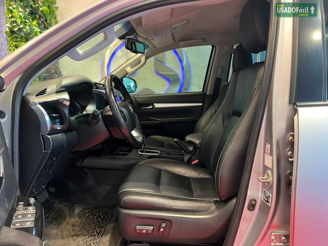 Toyota Hilux SRV CD 2.7 4x4 Automático Flex 2019/2019 — foto 6 de 11