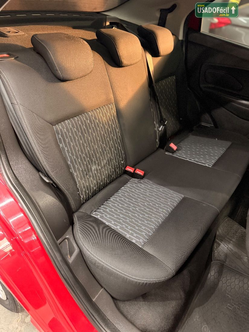 Ford Ka+ Sedan SE 1.0 Flex 2017/2018 — foto 11 de 16