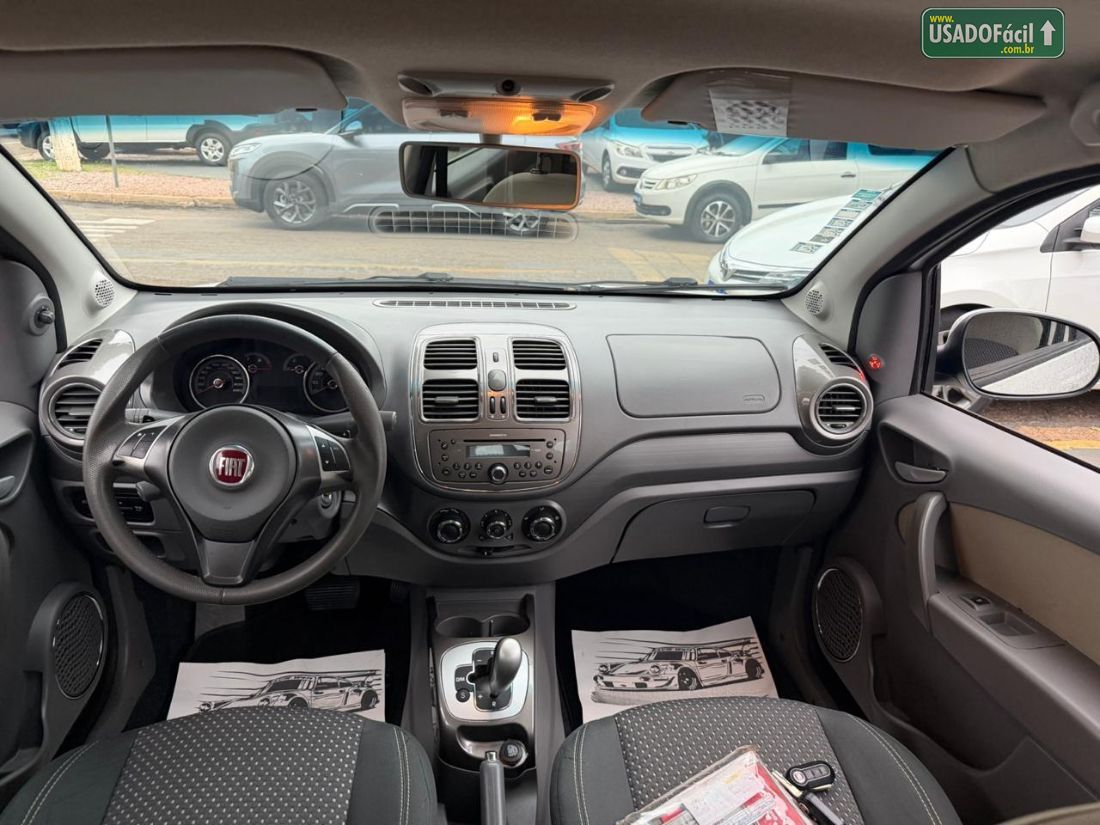 Fiat Grand Siena Essence Dualogic 1.6 Flex 2015/2016 — foto 10 de 20