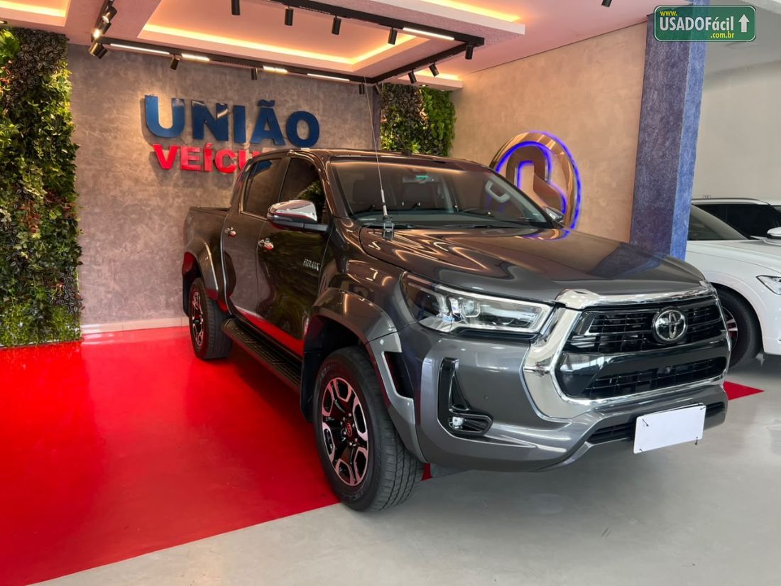 Toyota Hilux CD 2.8 4x4 Automático Diesel 2025/2025 — foto 3 de 11