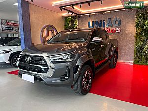 Toyota Hilux CD 2.8 4x4 Automático Diesel