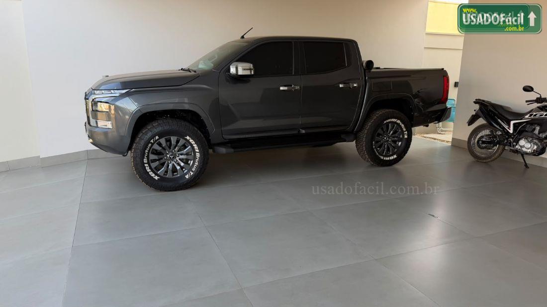 MITSUBISHI TRITON HPE 2.4 4X4 TURBO automático 2026/2027 — foto 13 de 29