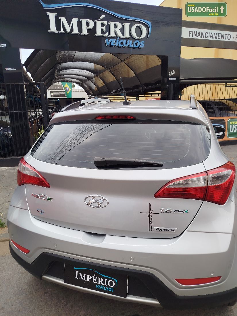 Hyundai HB20X Hatch Premium 1.6 Automático Flex 2015/2015 — foto 12 de 12