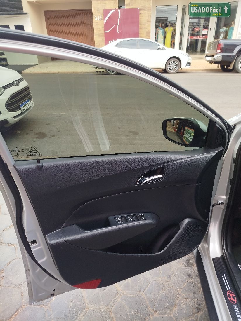 Hyundai HB20X Hatch Premium 1.6 Automático Flex 2015/2015 — foto 6 de 12