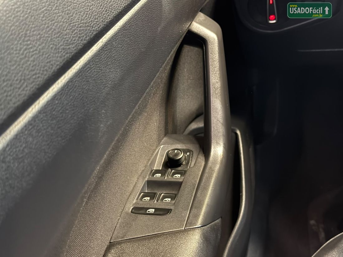 Volkswagen Virtus Comfortline 200 TSI Automático Flex 2023/2024 — foto 14 de 15